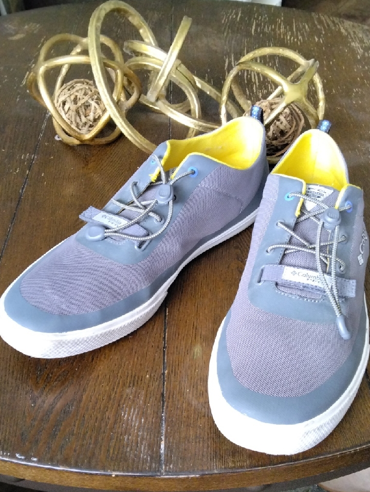 {$15 Bundled} Columbia Gray Yellow Blue Casual Slip-On Laced Sneakers